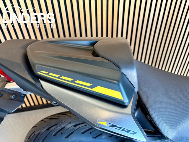 honda - cb-750-hornet