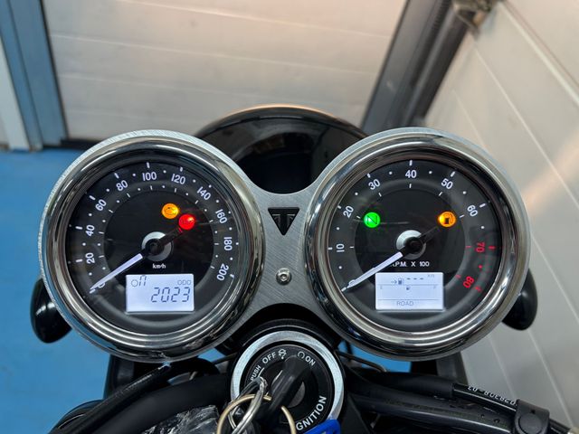 triumph - bonneville--t-120