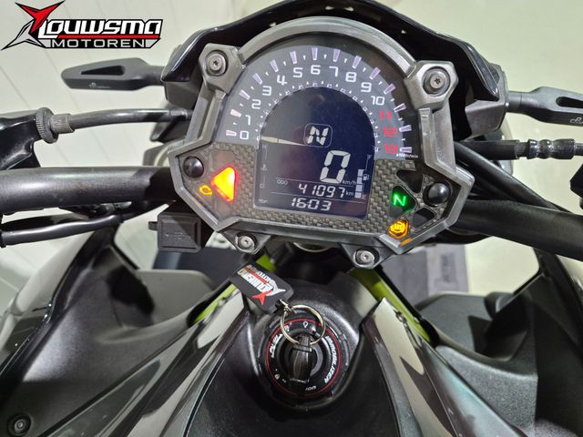 kawasaki - z900