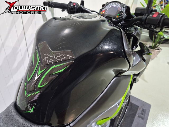 kawasaki - z900