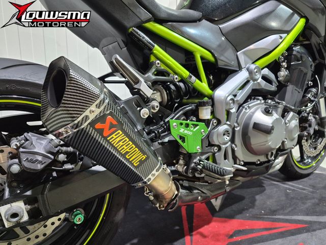 kawasaki - z900