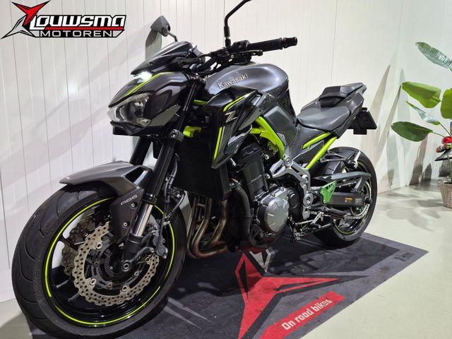 kawasaki - z900