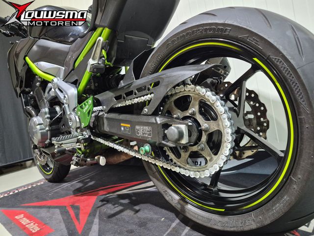 kawasaki - z900