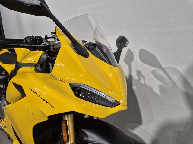 ducati - panigale-v2-s