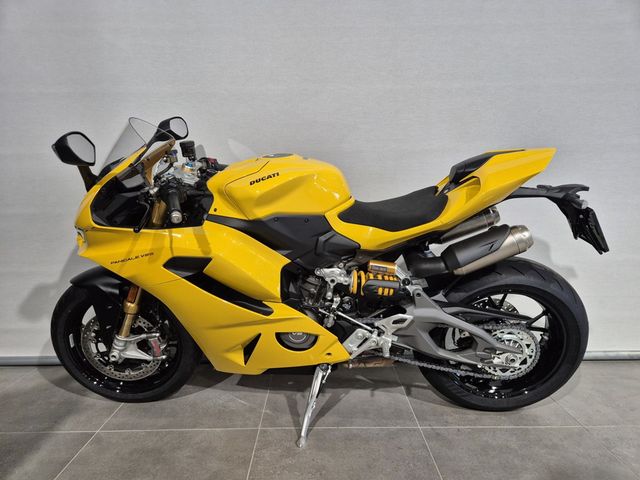 ducati - panigale-v2-s