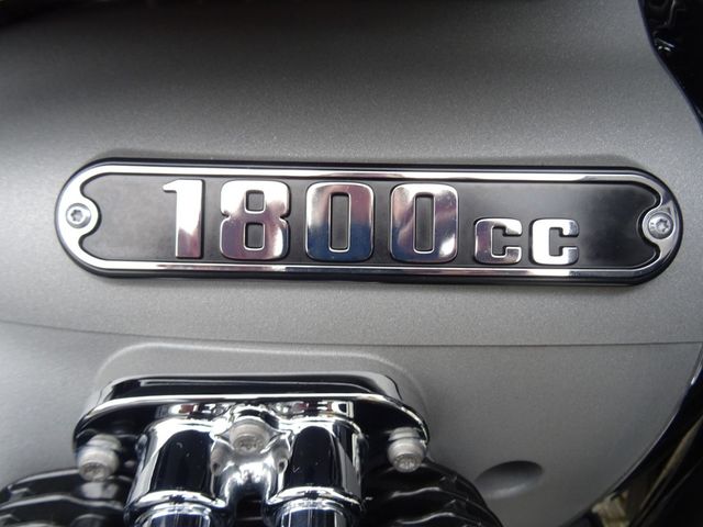 bmw - r-18-transcontinental