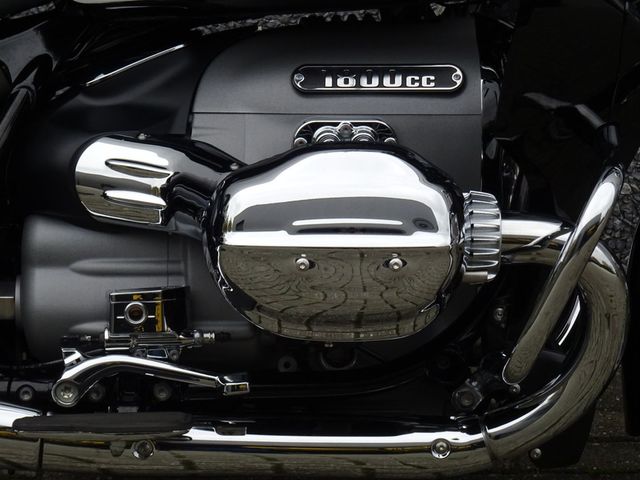 bmw - r-18-transcontinental