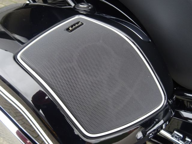 bmw - r-18-transcontinental