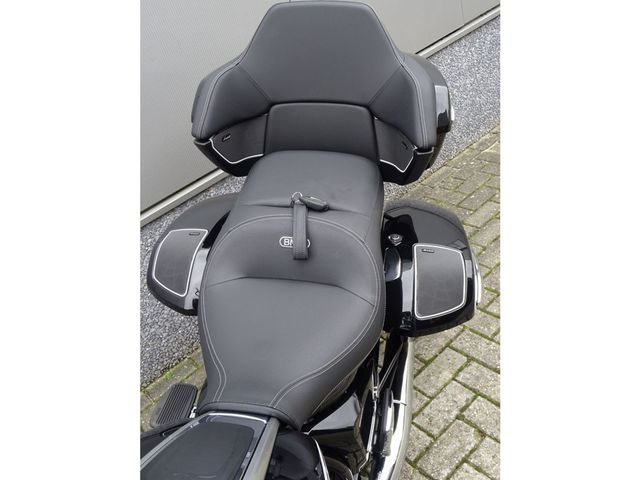 bmw - r-18-transcontinental