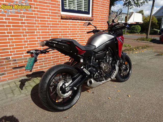 yamaha - tracer-7