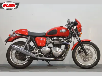 TRIUMPH THRUXTON – foto 2