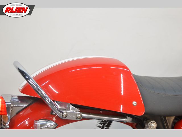 triumph - thruxton