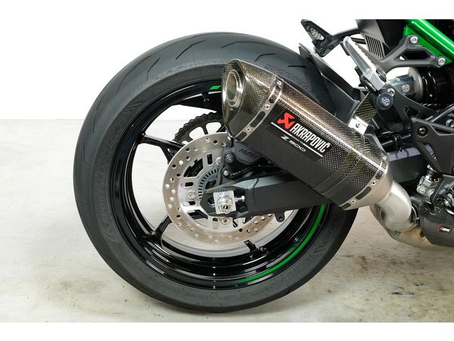 kawasaki - z900-performance