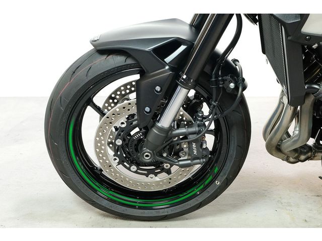 kawasaki - z900-performance