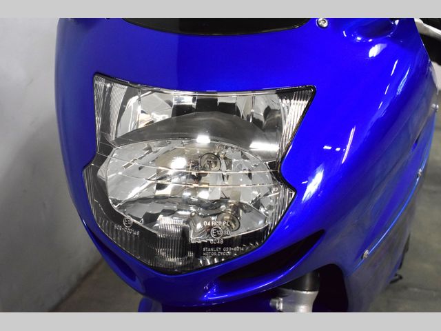 honda - cbr-1100--xx-super-blackbird