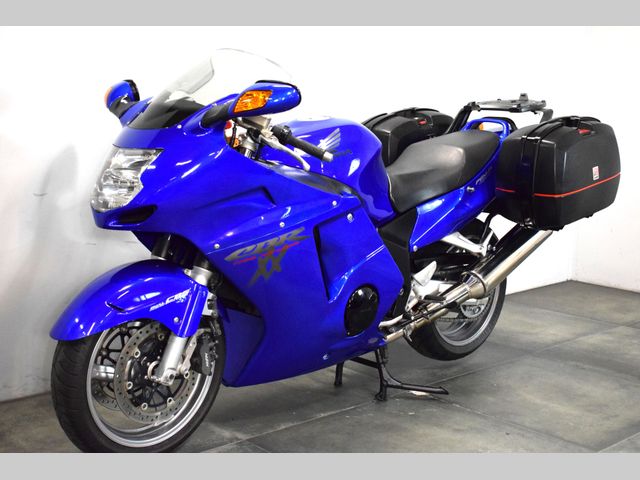 honda - cbr-1100--xx-super-blackbird