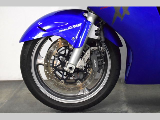 honda - cbr-1100--xx-super-blackbird