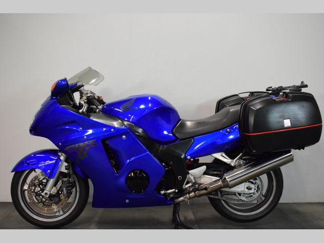honda - cbr-1100--xx-super-blackbird