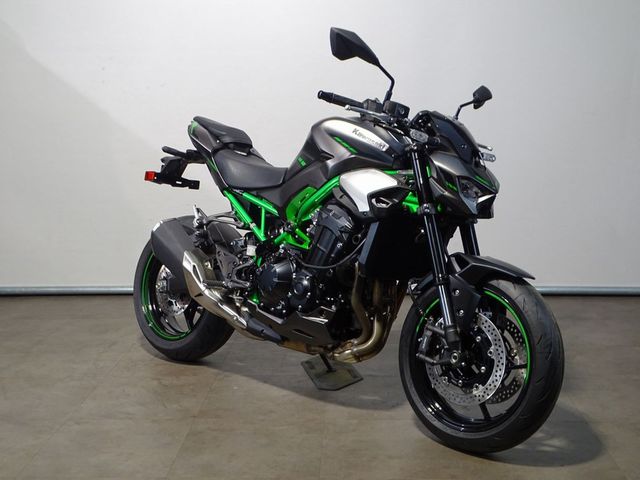 kawasaki - z900