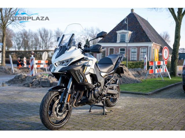 kawasaki - versys-1100-se