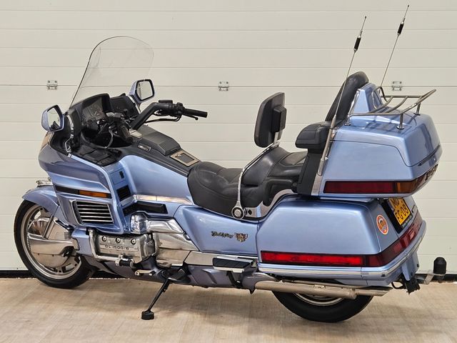 honda - gl-1500-se-goldwing