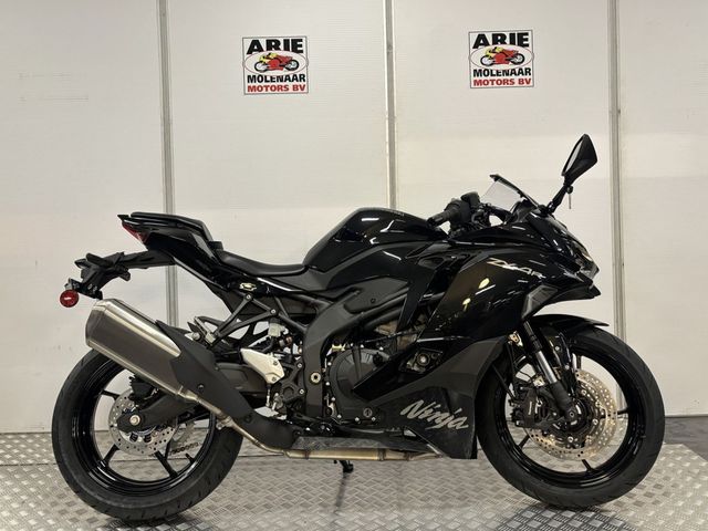 kawasaki - ninja-zx-4rr