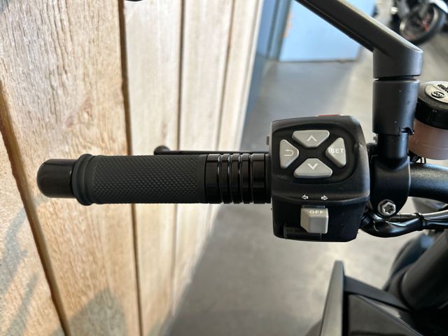 ktm - 1290-super-duke-r