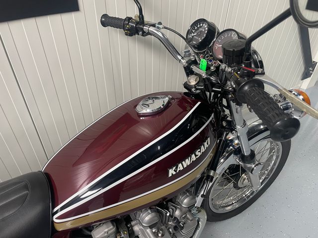 kawasaki - z900
