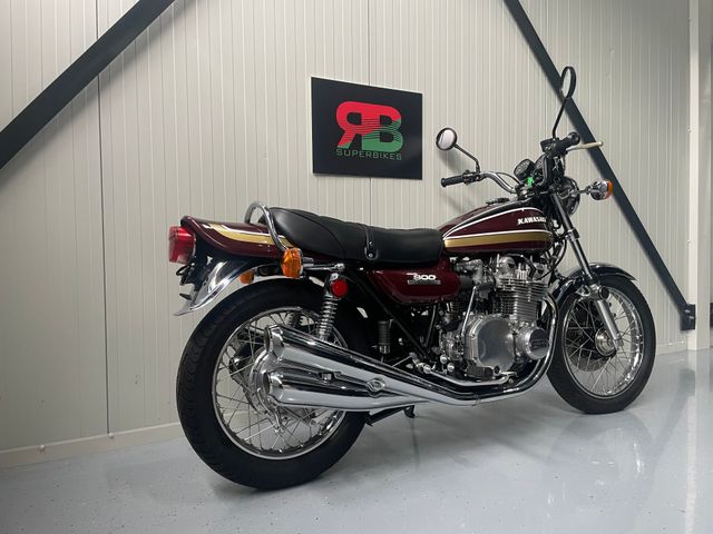 kawasaki - z900