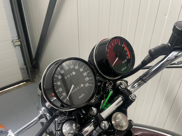 kawasaki - z900