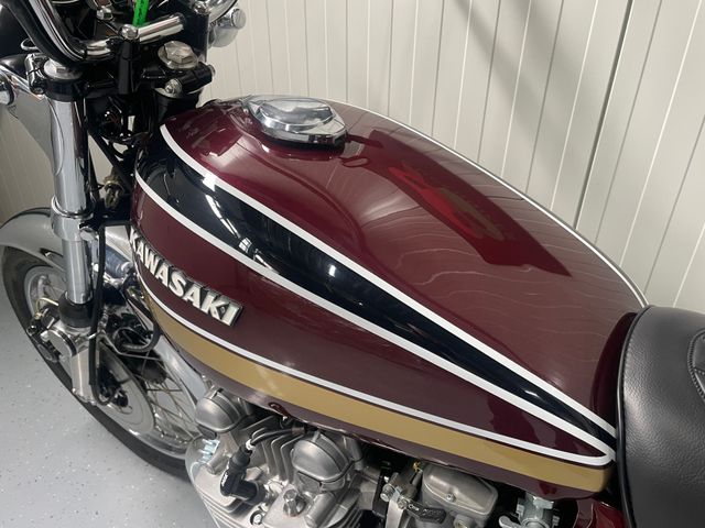kawasaki - z900