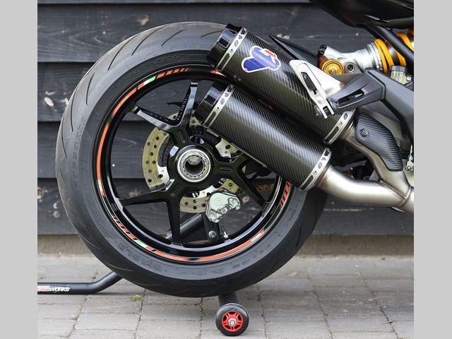 ducati - monster-1200-s