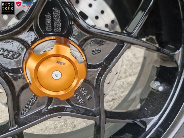 ktm - 1290-super-duke-r