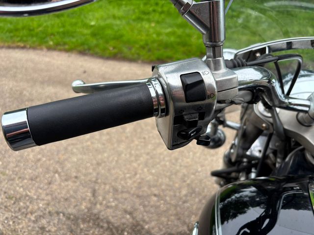 yamaha - xvs-1100-a-dragstar-classic