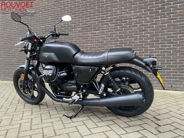 moto-guzzi - v-7-stone