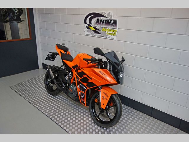 ktm - rc-390