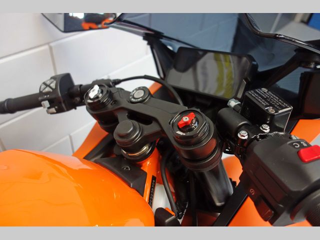 ktm - rc-390