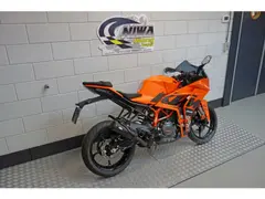 KTM RC 390 2026 nieuw – foto 3 van 8