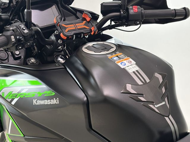 kawasaki - versys-650-grand-tourer