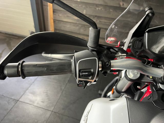 moto-guzzi - v-85-tt