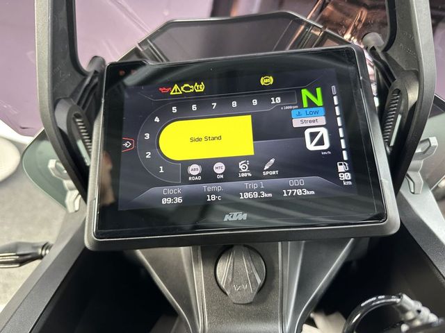 ktm - 1290-super-adventure-s