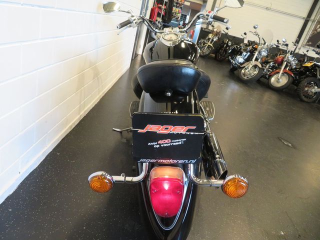 yamaha - xvs-1100-a-dragstar-classic