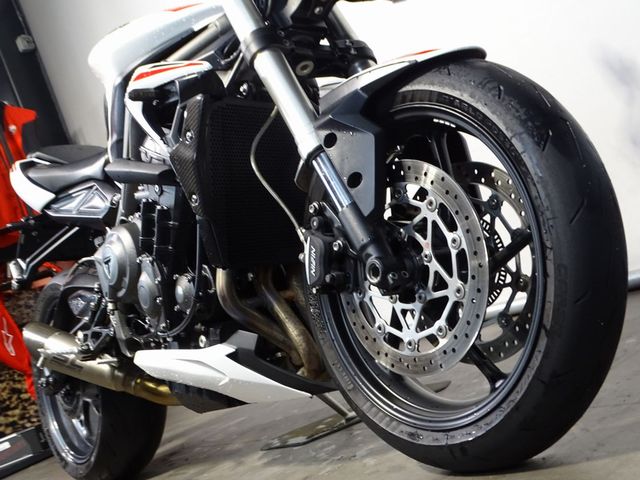 triumph - street-triple-s-a2