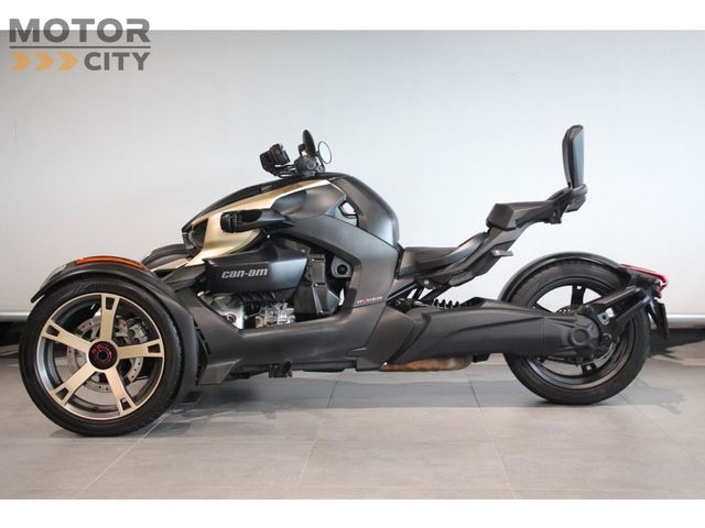 can-am - ryker-900
