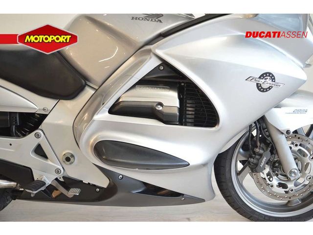 honda - st-1300-pan-european-abs