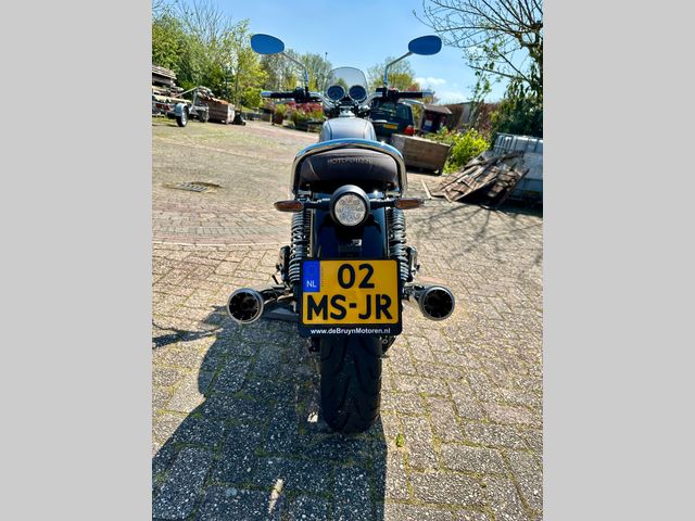 moto-guzzi - v-7-special