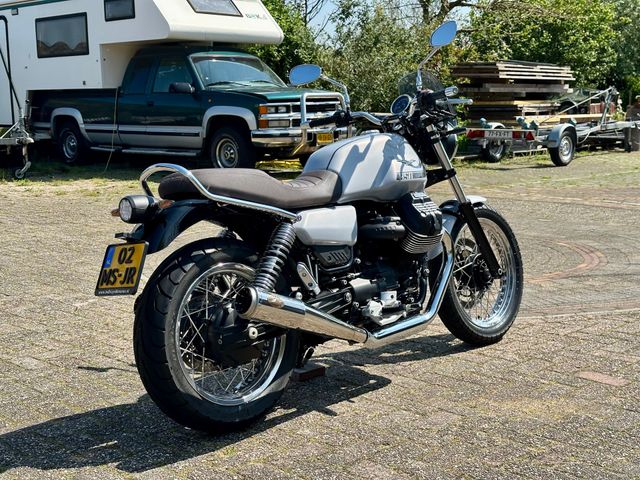 moto-guzzi - v-7-special