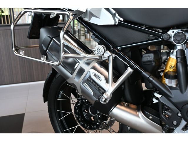 bmw - r-1250-gs-adventure