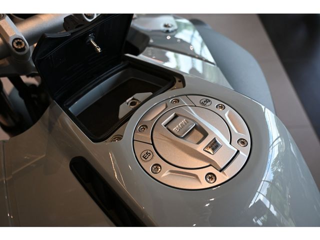 bmw - r-1250-gs-adventure