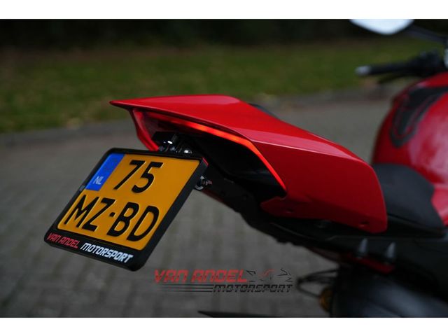 ducati - streetfighter-v4s